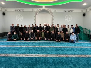 Имам мухтасиб Наиль Хазрат Кулахметов принял участие в торжественном открытии мечети Волгодонского района Ростовской области в п Потапов. Так же провел жума намаз