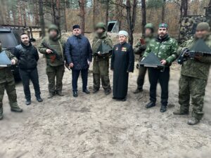 Духовно-гуманитарная миссия из Московской Соборной мечети во главе с заместителем председателя ДУМ РФ –управляющим делами Рафиком Фаттахетдиновым посетила воинские подразделения и населенные пункты в Белгородской области, ДНР и ЛНР.